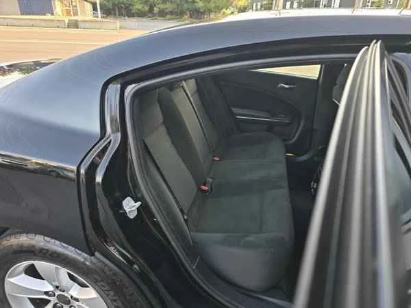 2013 Dodge Charger 6th Gen - Image 11 of 18