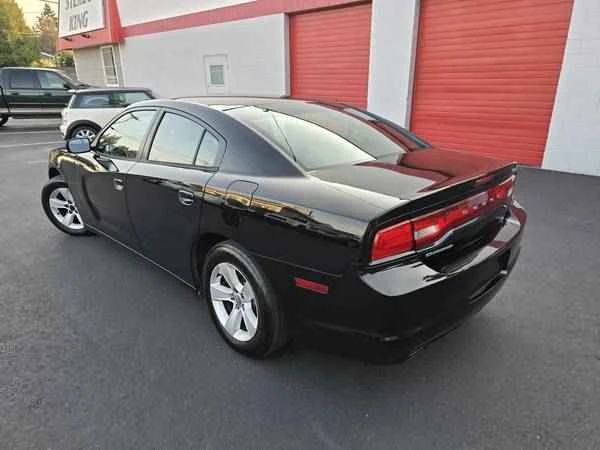 2013 Dodge Charger 6th Gen - Image 4 of 18