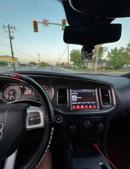 2013 Dodge Charger 7th Gen - Image 2 of 10