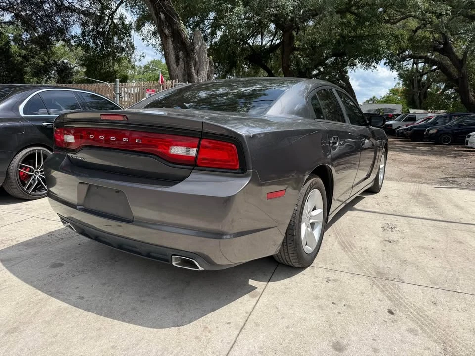 2013 Dodge Charger 7th Gen - Image 2 of 8