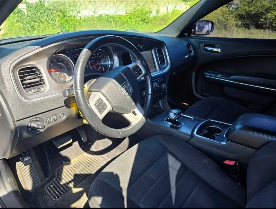 2013 Dodge Charger 6th Gen - Image 5 of 8
