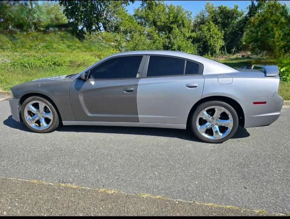 2013 Dodge Charger 6th Gen - Image 2 of 8