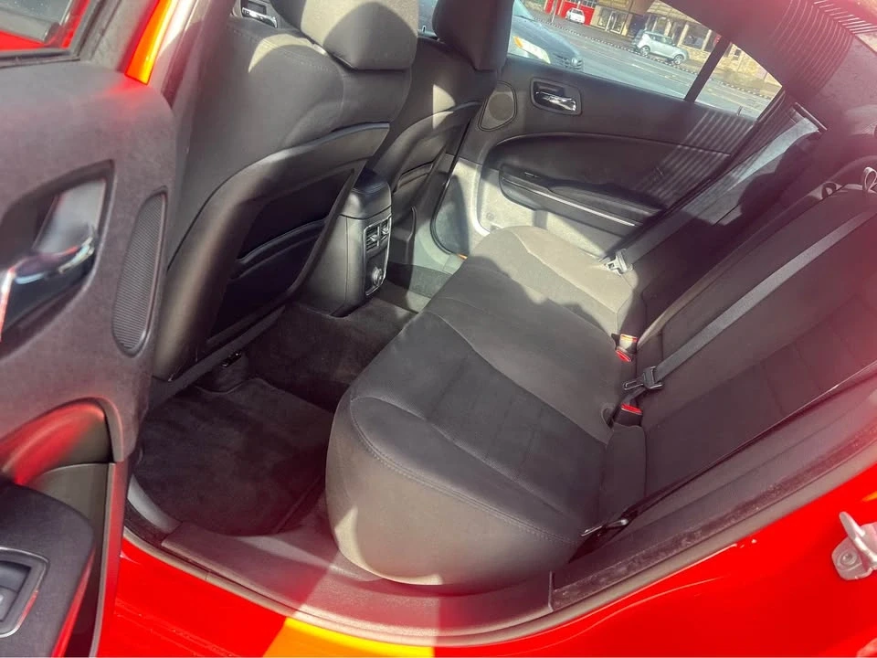 2013 Dodge Charger 7th Gen - Image 15 of 19