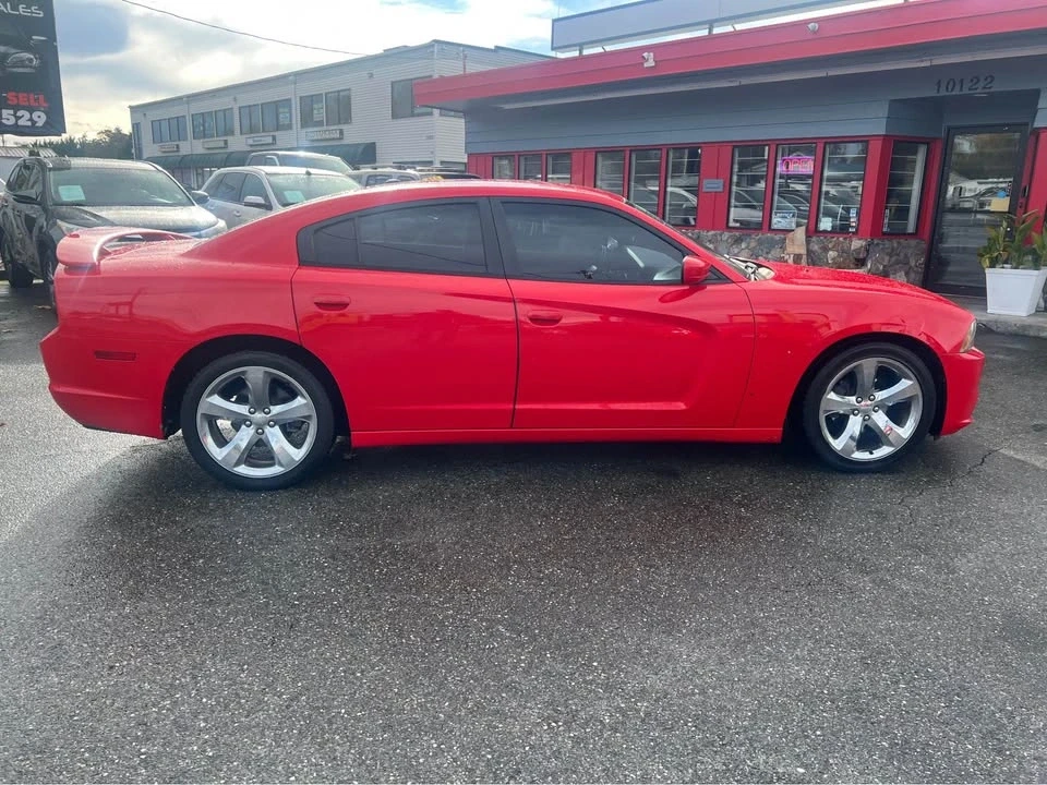 2013 Dodge Charger 7th Gen - Image 2 of 19