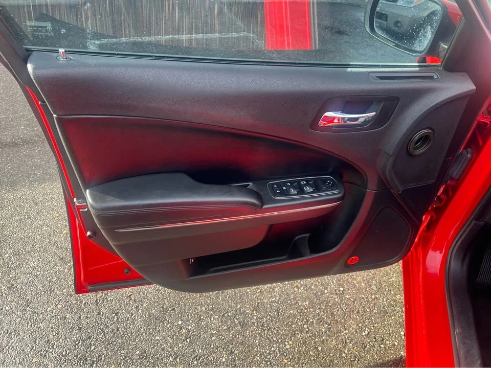 2013 Dodge Charger 7th Gen - Image 14 of 19