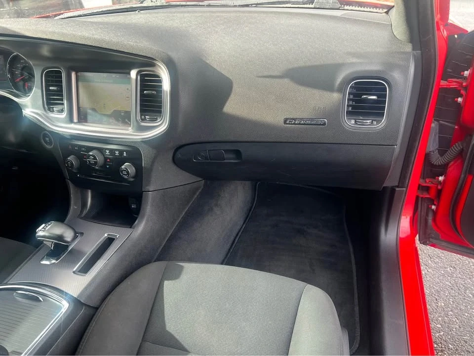 2013 Dodge Charger 7th Gen - Image 17 of 19