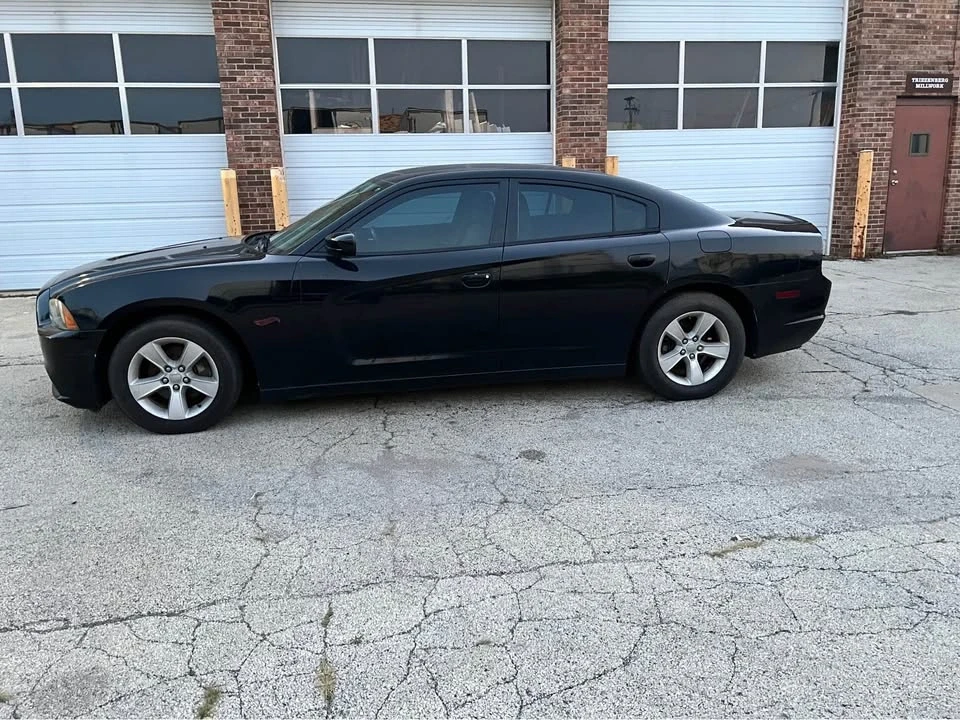 2013 Dodge Charger 7th Gen - Image 2 of 16