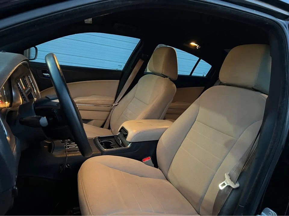2013 Dodge Charger 7th Gen - Image 9 of 16