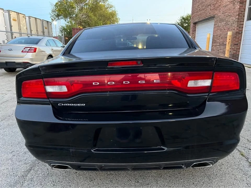 2013 Dodge Charger 7th Gen - Image 4 of 16