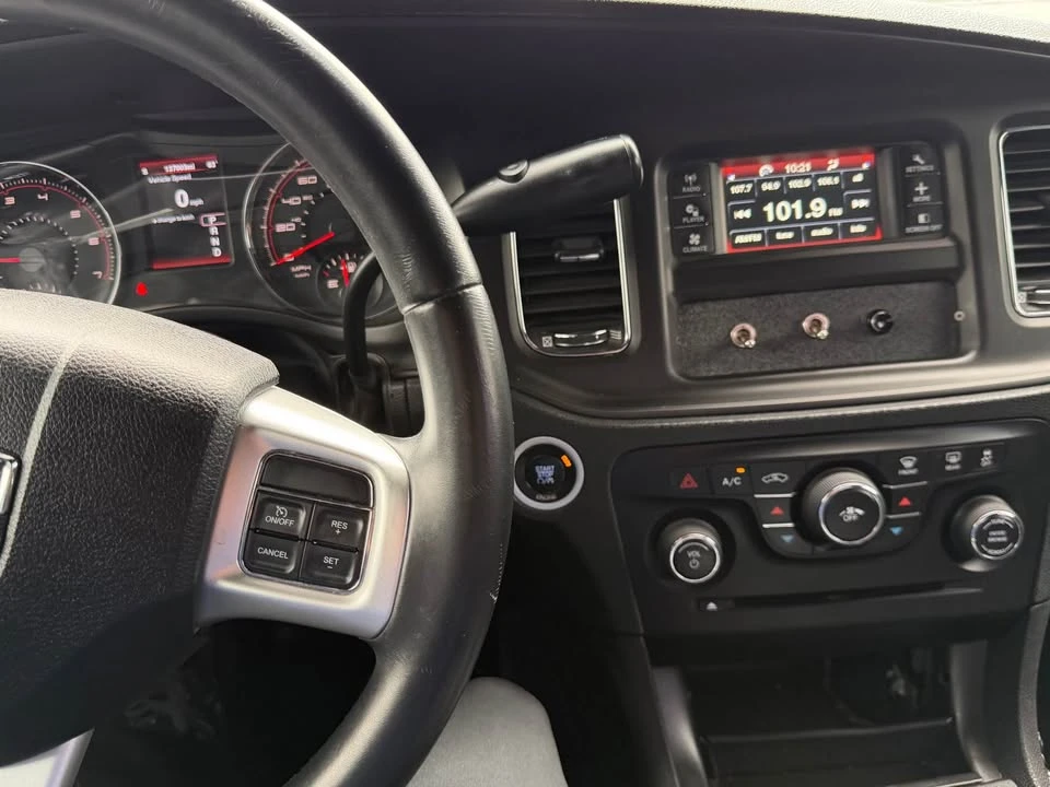 2013 Dodge Charger 7th Gen - Image 9 of 13