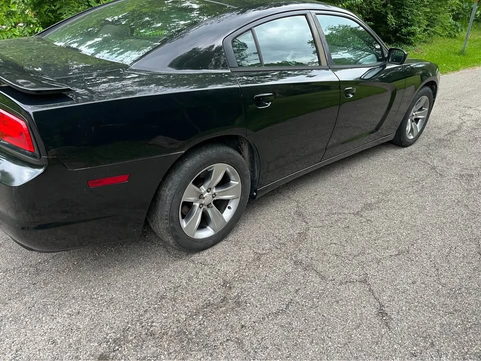 2013 Dodge Charger 7th Gen - Image 4 of 6