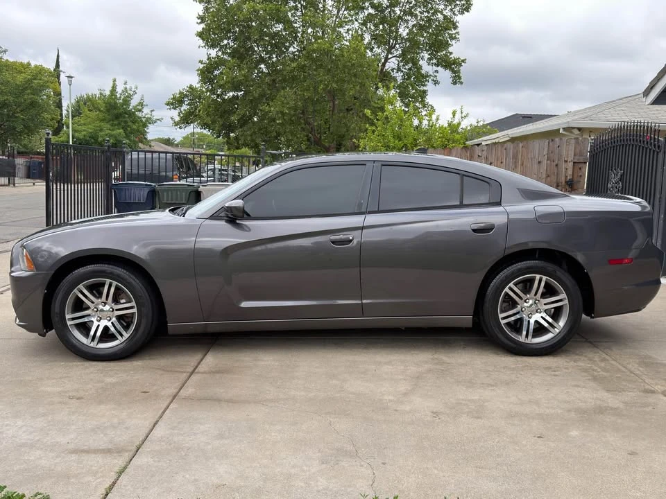 2013 Dodge Charger 7th Gen - Image 3 of 13