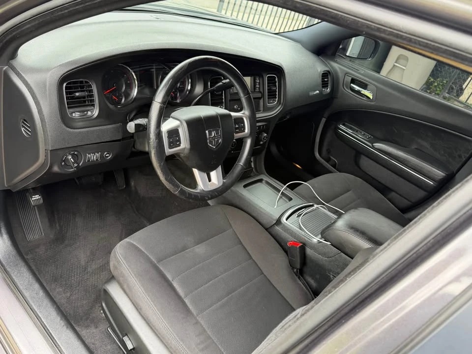 2013 Dodge Charger 7th Gen - Image 6 of 13
