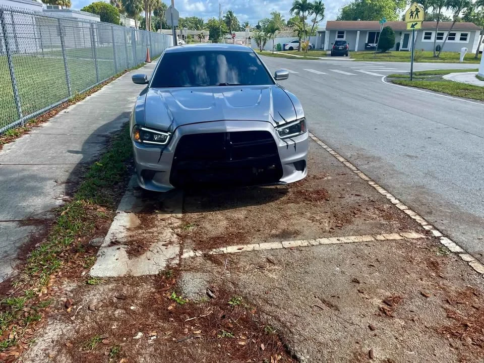 2013 Dodge Charger 7th Gen - Image 5 of 11