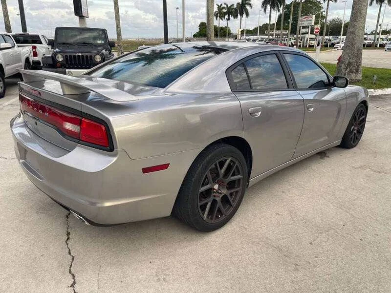 2013 Dodge Charger 6th Gen - Image 5 of 6