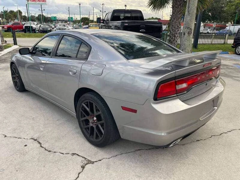 2013 Dodge Charger 6th Gen - Image 6 of 6