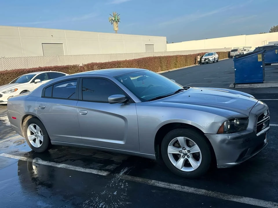 2013 Dodge Charger 7th Gen - Image 2 of 10