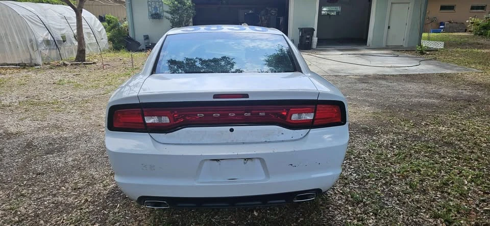 2013 Dodge Charger 7th Gen - Image 3 of 11
