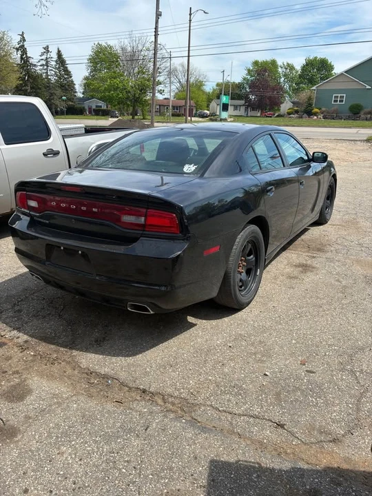 2013 Dodge Charger 7th Gen - Image 5 of 9