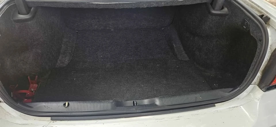 2013 Dodge Charger 7th Gen - Image 8 of 11
