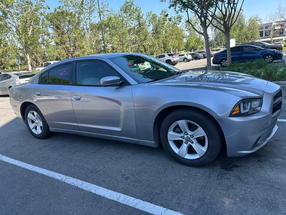2013 Dodge Charger 7th Gen - Image 3 of 11