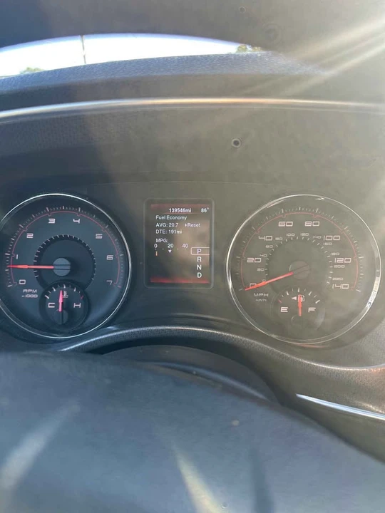 2013 Dodge Charger 7th Gen - Image 8 of 11