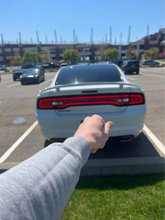 2013 Dodge Charger 7th Gen - Image 7 of 12