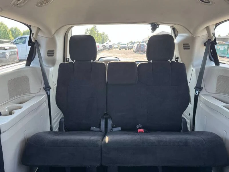 2013 Dodge Caravan - Image 6 of 20