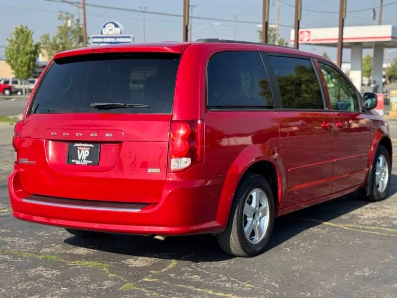 2013 Dodge Caravan - Image 18 of 20