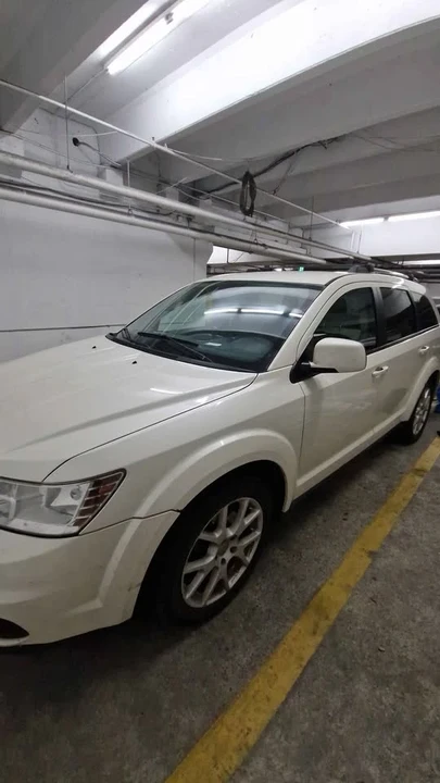2013 Dodge Journey - Image 2 of 9