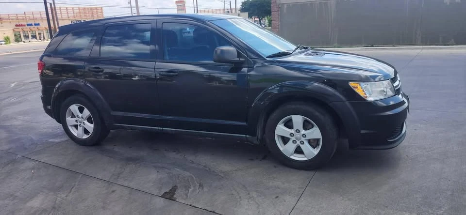 2013 Dodge Journey - Image 2 of 4
