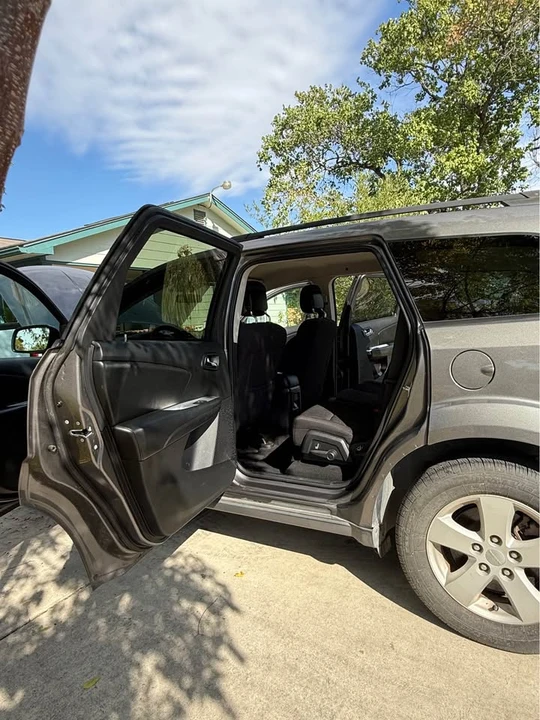 2013 Dodge Journey - Image 10 of 19