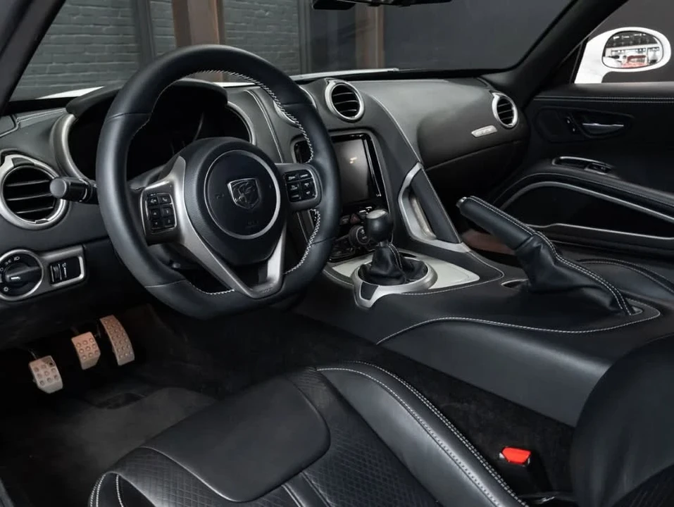 2013 Dodge Viper 5th Gen - Image 5 of 8