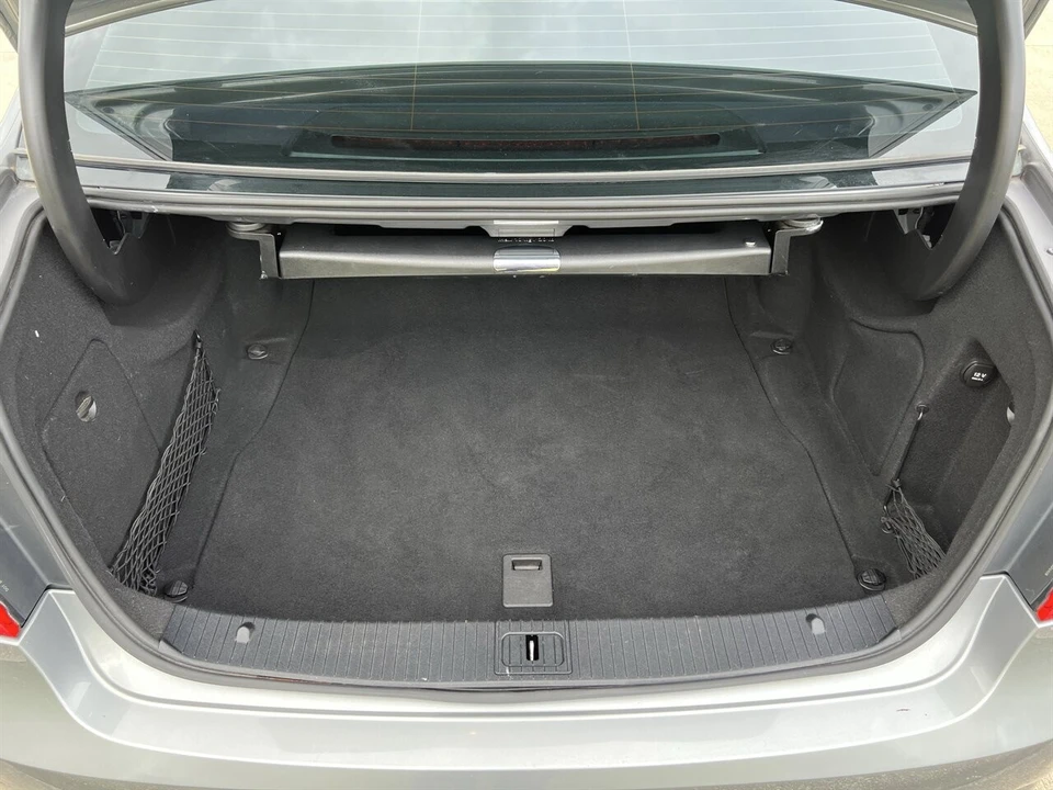 2013 Mercedes-Benz W212 E-Class - Image 15 of 21
