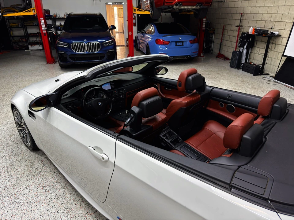2013 BMW E93 M3 Convertible - Image 14 of 24