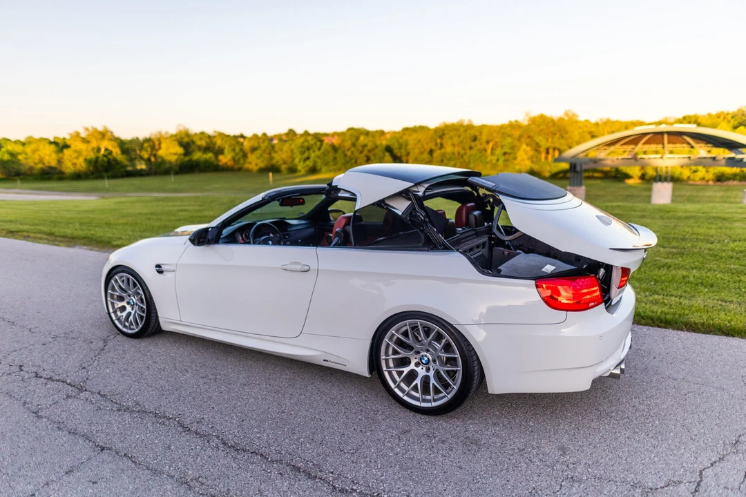 2013 BMW E93 M3 Convertible - Image 25 of 31