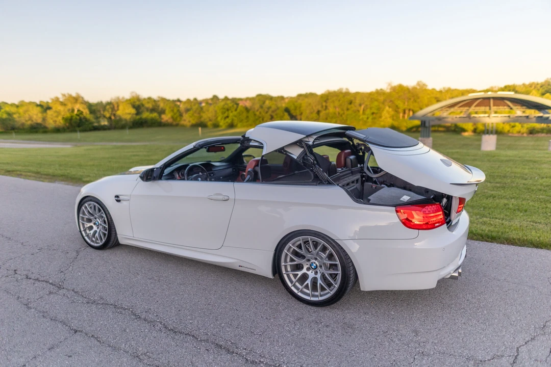 2013 BMW E93 M3 Convertible - Image 26 of 31