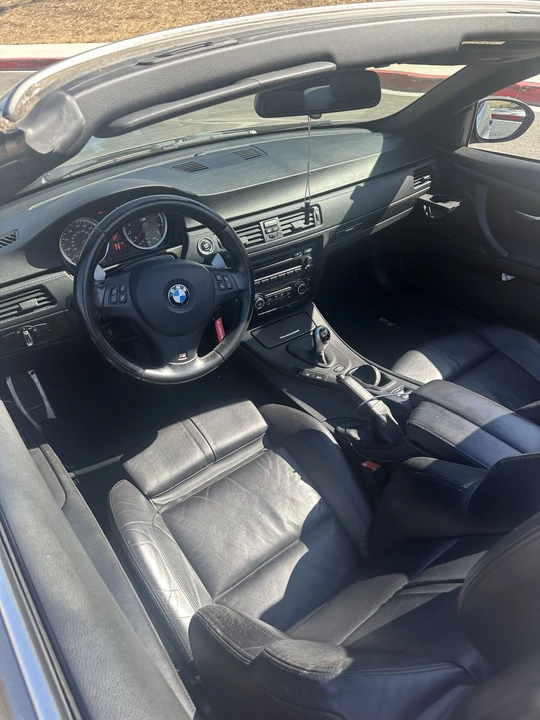 2013 BMW E93 M3 Convertible - Image 2 of 27