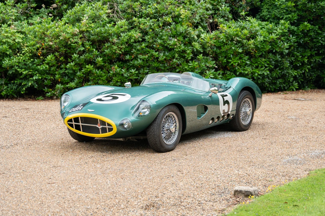 2013 Aston Martin - Image 12 of 31