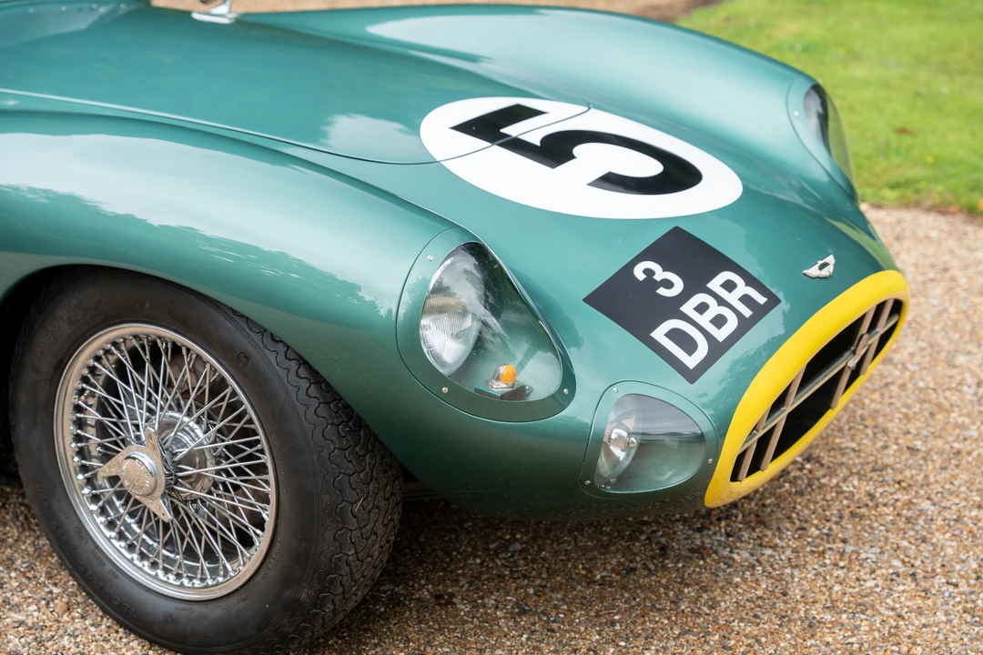 2013 Aston Martin - Image 26 of 31