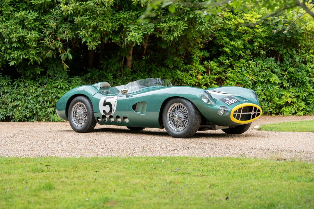 2013 Aston Martin - Image 10 of 31