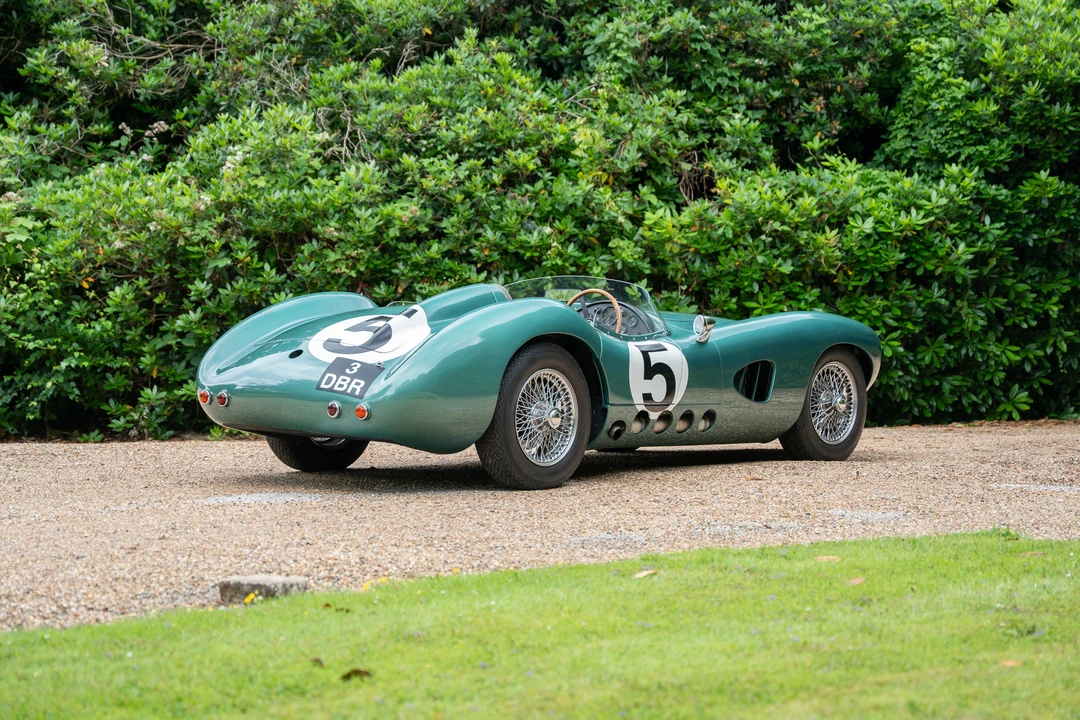 2013 Aston Martin - Image 8 of 31