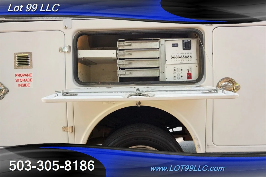 2013 Ford Super Duty 3rd Gen - Image 3 of 4