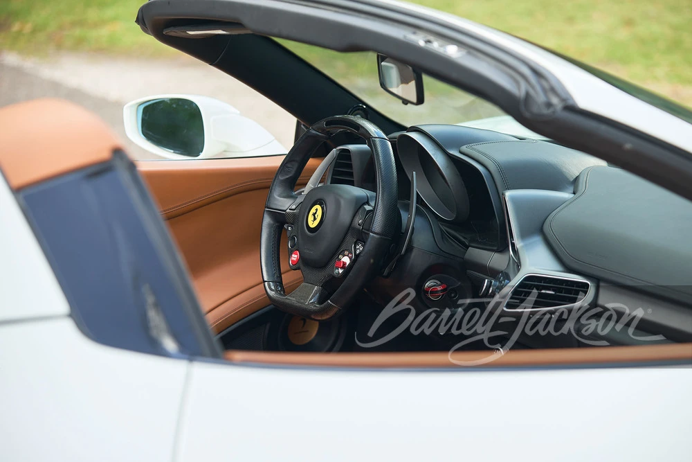 2013 Ferrari 458 Spider - Image 8 of 31