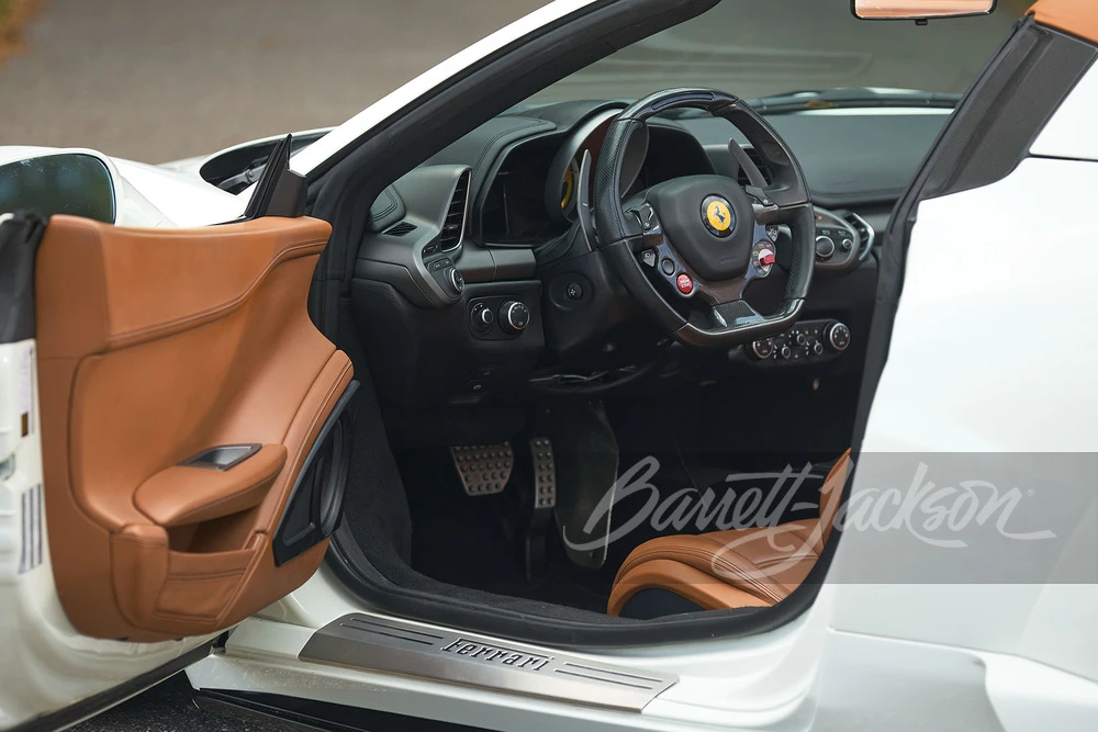2013 Ferrari 458 Spider - Image 16 of 31