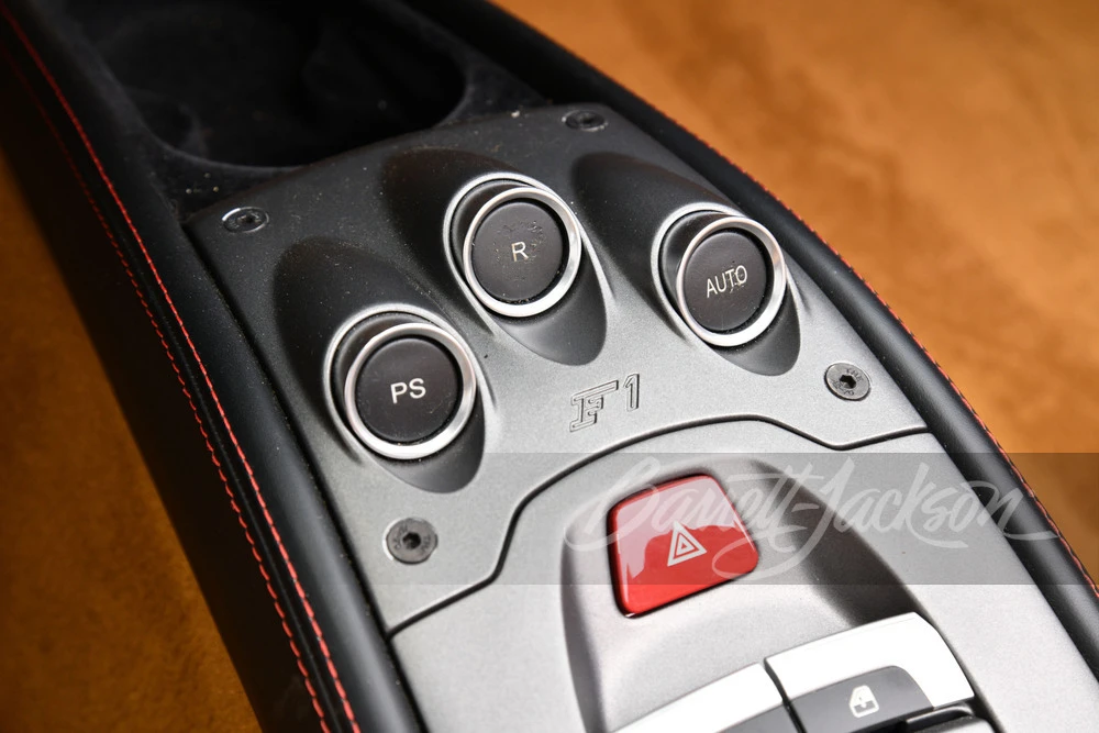 2013 Ferrari 458 Spider - Image 29 of 31