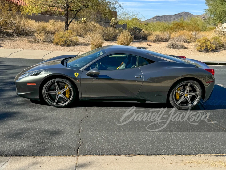 2013 Ferrari 458 Italia - Image 9 of 21
