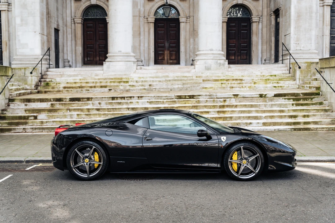 2013 Ferrari 458 Italia - Image 5 of 31