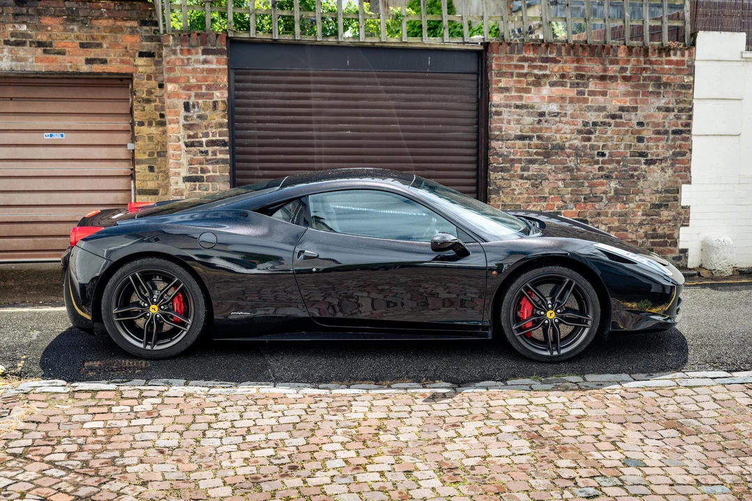 2013 Ferrari 458 Italia - Image 18 of 31