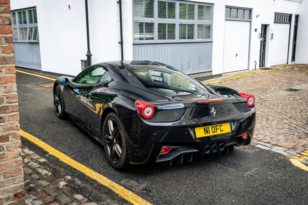 2013 Ferrari 458 Italia - Image 8 of 31